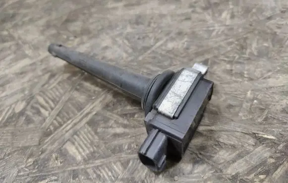 Nissan Tiida C11 High voltage ignition coil 0221604014