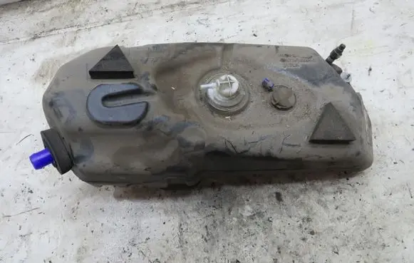 Jaguar XE AdBlue liquid reservoir GMAUTO4574097