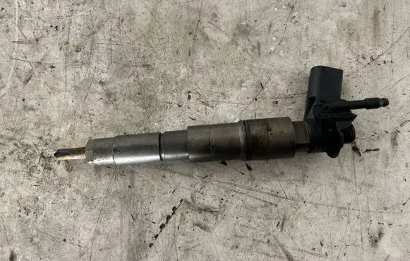 BMW X5 E70 Fuel injector 7808089
