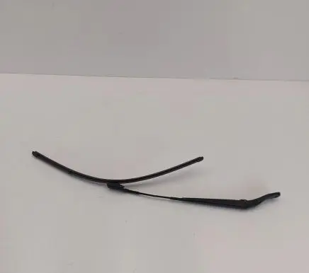 Peugeot 208 Front wiper blade arm