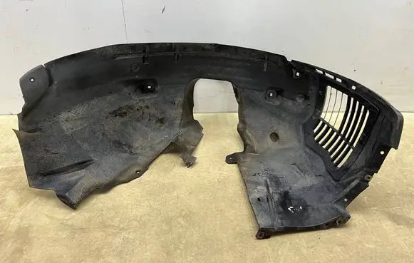 Peugeot 308 Front wheel arch liner splash guards 9819974080 9818684580