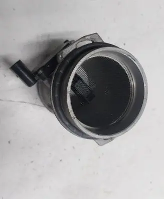 Audi A6 S6 C5 4B Mass air flow meter AFH7025C 42211