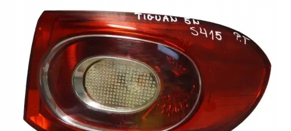 Volkswagen Tiguan Rear/tail lights