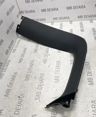 Mercedes-Benz GLC X253 C253 (D)pillar trim (top) A2537400171