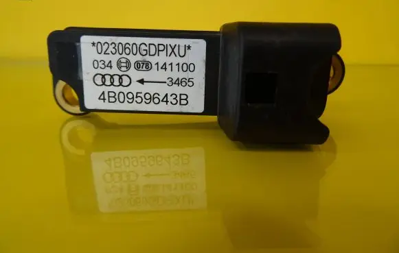 Audi A6 S6 C6 4F Airbag deployment crash/impact sensor 4B0959643B