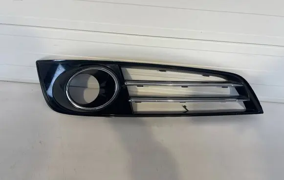 Audi A8 S8 D4 4H Front bumper lower grill 4H0807680K