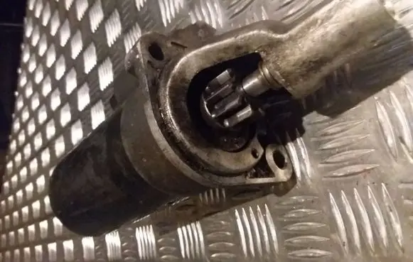 Audi A6 S6 C5 4B Starter motor 0001109021
