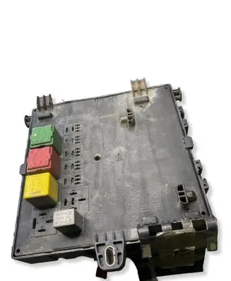 Opel Vectra C Fuse box set 09228740 460023260
