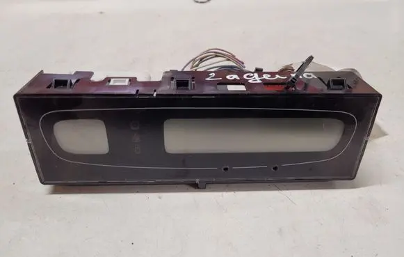 Renault Laguna II Screen/display/small screen P8200002604A 216541195 NS37363193