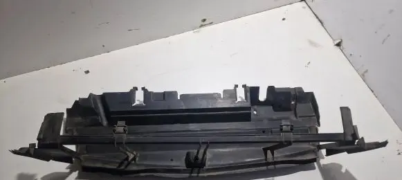 Mercedes-Benz C W204 Bottom radiator support slam panel A2045050430 161501