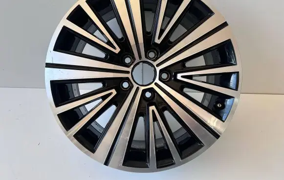 Seat Alhambra (Mk2) R17 alloy rim 7N5601025J