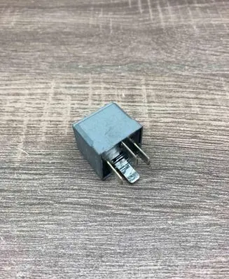 Opel Insignia A Other relay 13500118