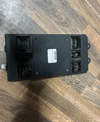 Mercedes-Benz GL X164 Central body control module A1645402501