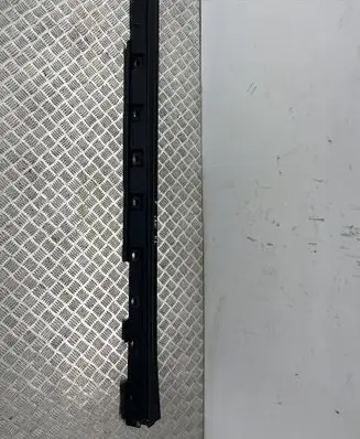 Toyota RAV 4 (XA50) Side skirt front trim 