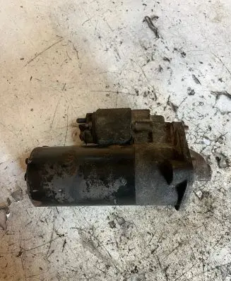 Volvo V70 Starter motor 1005831253