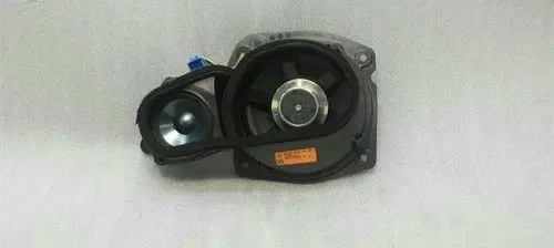 Mercedes-Benz CL C216 Front door speaker cover trim A2168201402