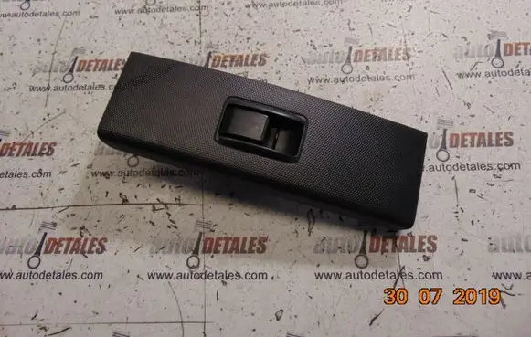 Toyota Corolla Verso AR10 Electric window control switch 742320F030