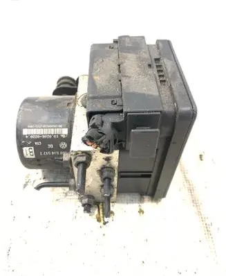 Volkswagen Golf V ABS Pump 1K0907379AA 00005305G1 10096003003