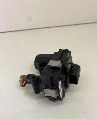 Opel Insignia A Intake manifold valve actuator/motor TMS2