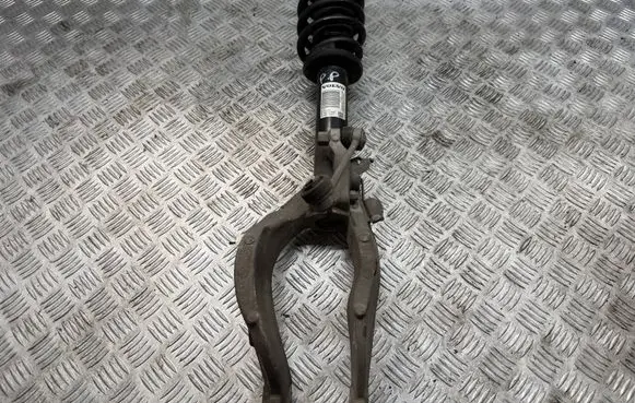 Volvo XC60 Front shock absorber/damper P32213633