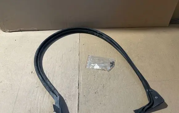 BMW 4 F32 F33 Rubber seal tailgate window/glass 7191265