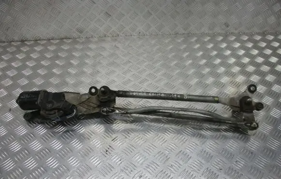 Toyota Celica T230 Front wiper linkage 