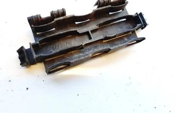 Volkswagen PASSAT B6 Other exterior part 1T0971739G