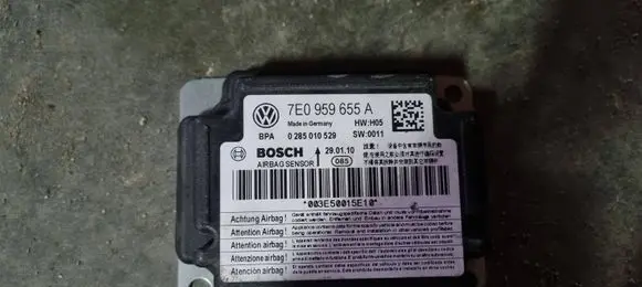Volkswagen Transporter - Caravelle T5 Airbag control unit/module 7E0959655A 0285010529