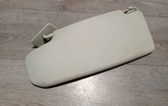 Volvo V40 Sun visor