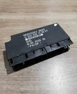 Mercedes-Benz C W202 Comfort/convenience module 2028201126 05072030