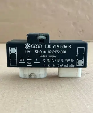 Volkswagen Golf IV Coolant fan relay 1J0919506K 898972000