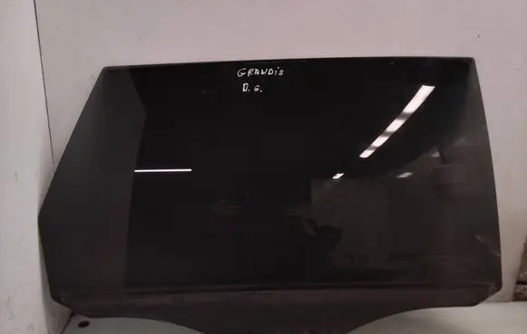 Mitsubishi Grandis Rear door window glass