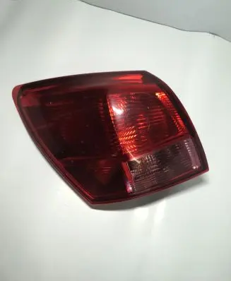 Nissan Qashqai Rear/tail lights 26555JD000 89071061 89070311