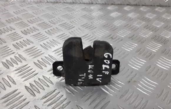 Volkswagen Golf IV Tailgate lock latch 