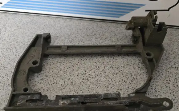 Rear door exterior handle/bracket