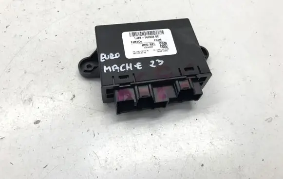 Ford Mustang Mach-E Tailgate/trunk control unit/module LJ8B14F008BE