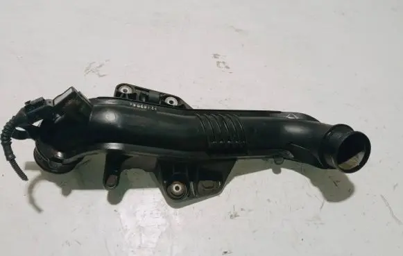 Audi A4 S4 B8 8K Intercooler hose/pipe 038906051C 111020T0452C 0281002401