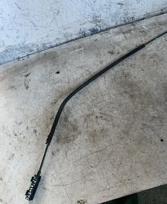 Volkswagen Jetta VI Engine bonnet/hood lock release cable 5n0823411a