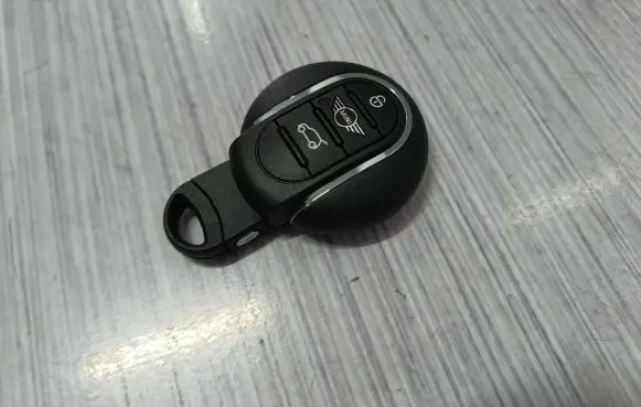 Mini Cooper Countryman F60 Ignition key/card 8781935 9367409 9345896