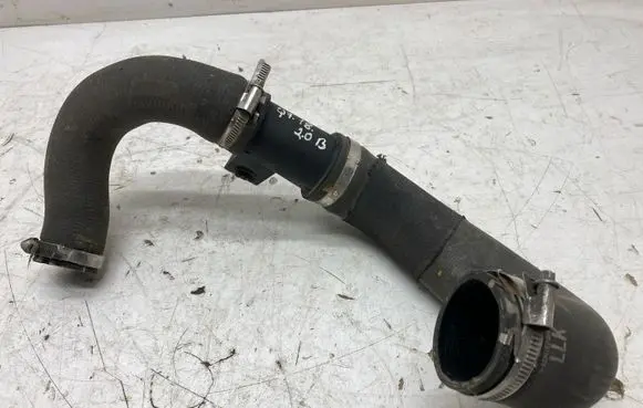 Audi Q7 4M Air intake duct part 4M0145762B 4M0145738R