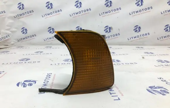 BMW 5 E34 Front indicator light 155243