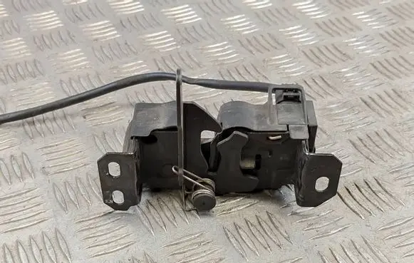 Mercedes-Benz B W246 W242 Engine bonnet/hood lock/catch A2468700558