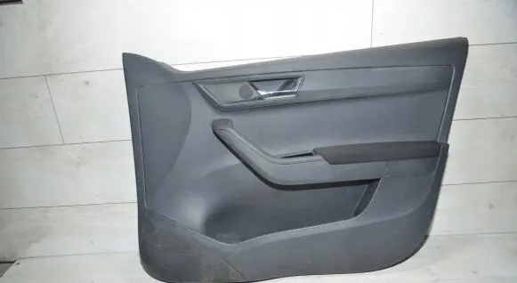 Skoda Fabia Mk3 (NJ) Front door card panel trim 6V1867014A 6V6867024B