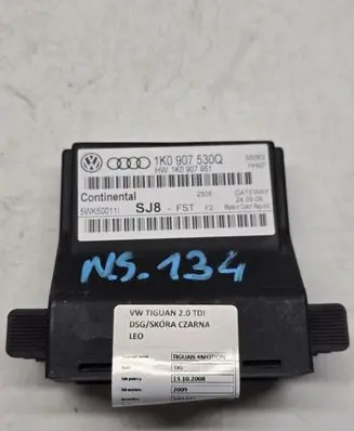 Volkswagen Tiguan Gateway control module 1K0907530Q