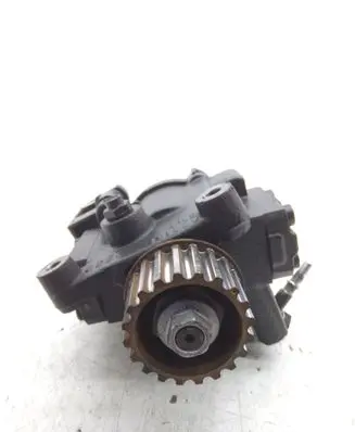 Renault Kadjar Fuel injection high pressure pump 167003669R H8201100115