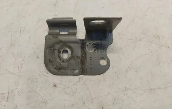Audi Q7 4M Fender mounting bracket 4m082167a-jlk01