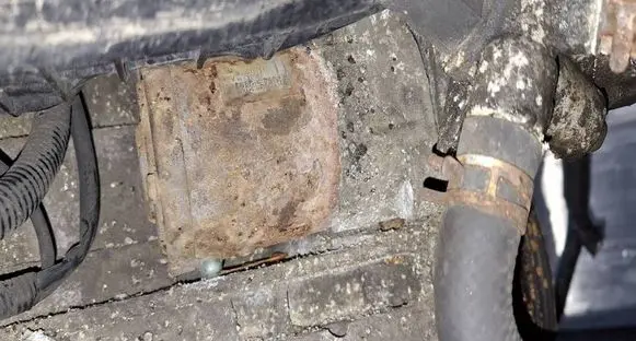 Mitsubishi Outlander Starter motor M000T21571
