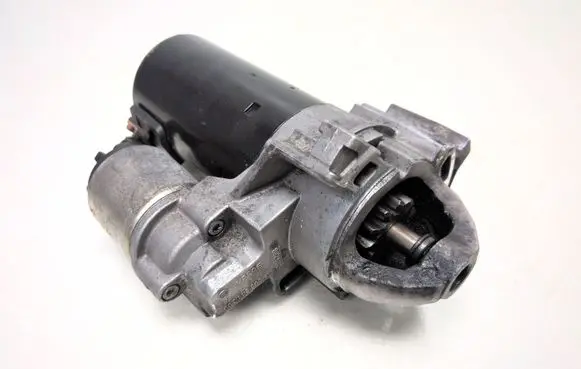 BMW 1 F20 F21 Starter motor 8515795 0001148026 12418515795