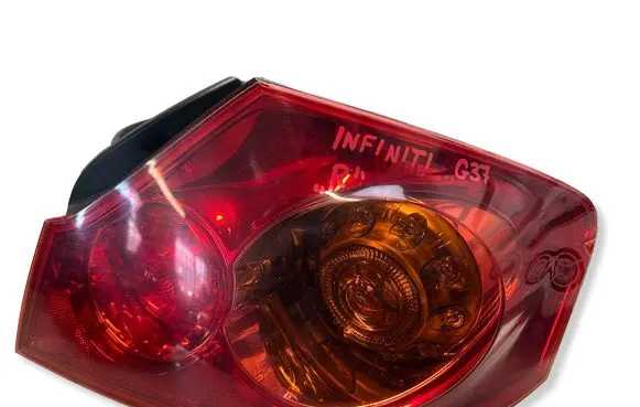 Infiniti G37 Rear/tail lights 23213123