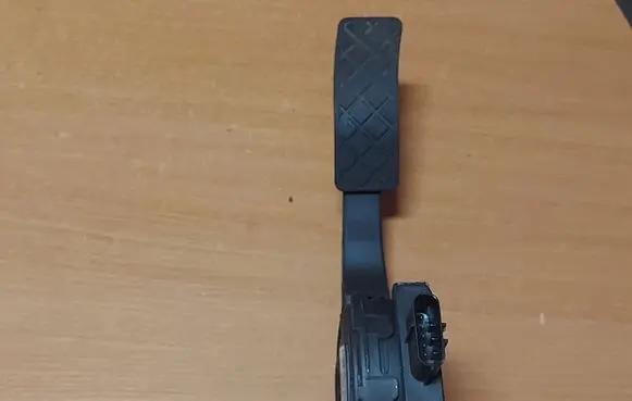 Audi Q7 4L Accelerator throttle pedal 8K1723523